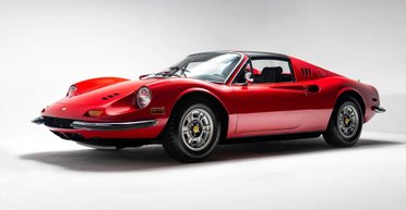 На аукцион выставили винтажный суперкар Ferrari звездной поп-дивы (фото)