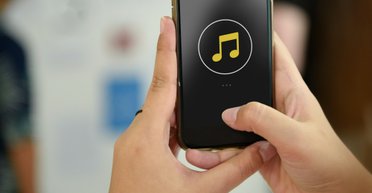 Не тільки Shazam: прості прийоми, які допоможуть "впізнати" знайому пісню