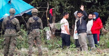 Гра в кальмара мимоволі. Як мігранти-нелегали стали заручниками боротьби Лукашенка та ЄС