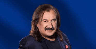 Его песни знает вся Украина: что известно о жизни, болезни и вредных привычках Степана Гиги