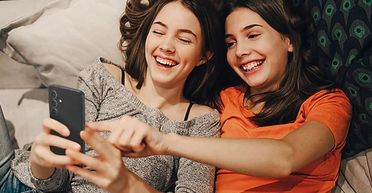 Найцікавіші ролики у TikTok за 2024 рік: над чим сміявся і плакав весь світ (відео)