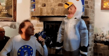 Дитина вирішила стати "Хлопчиком-чайкою" після несподіваної атаки птаха (фото, відео)