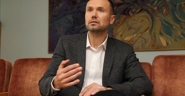 Онлайн и офлайн. Глава министерства образования Шкарлет – о работе школ в эпоху пандемии