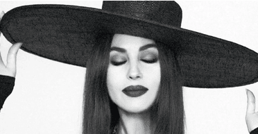 Моніка Беллуччі знялася в капелюшку українського бренду (фото)