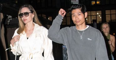 Син Анджеліни Джолі та Бреда Пітта госпіталізований після аварії