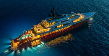 Занадто багато розкоші: критику не сподобалася люксова яхта таємничого мільярдера