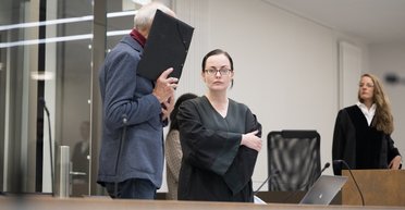 Офицер Штази ГДР приговорен к 10 годам за убийство поляка на границе Берлина в 1974 году