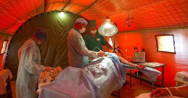 Волонтеры переводят медслужбу армии на стандарты НАТО