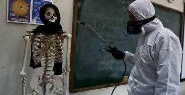 Нет, это не грипп. Что общего между спорами о коронавирусе и ремнях безопасности