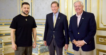 "Продолжайте в том же духе": сенатор Грэм оценил операцию ВСУ в Курской области (видео)