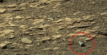 Загадочный цилиндрический объект обнаружен на Марсе: NASA не комментирует находку (фото)