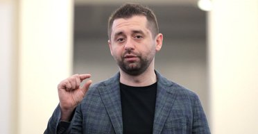 Всем бы так "распадаться": Арахамия отреагировал на слухи о расколе "Слуги народа"