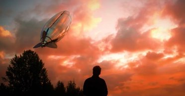 Размером с автобус: НАТО испытывает беспилотный дирижабль для морского наблюдения (видео)