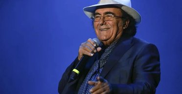 Наприкінці літа на Красній площі: Москва запросила італійського співака на "концерт миру"