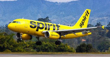 Запрещено носить безвкусную одежду: авиакомпания ввела новый дресс-код для пассажиров