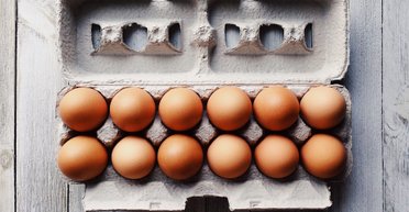 Не по 17 грн. Стало відомо, коли курячі яйця коштуватимуть менше ніж 5 грн за штуку