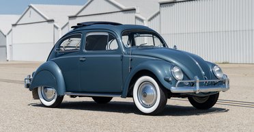 Дорогой "Жук": старенький Volkswagen Beetle продали по цене нового VW Touareg (фото)