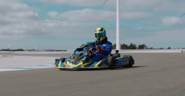 Латвийский электромобиль за 23 000 евро установил мировой рекорд скорости (видео)