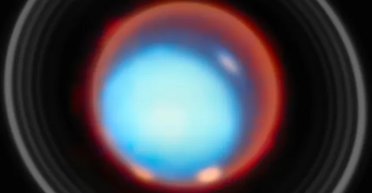 Уперше отримано фотографії полярних сяйв найхолоднішої планети Сонячної системи (фото)