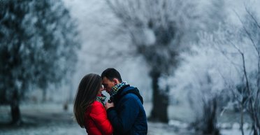 Потепление до +10, мокрый снег и дожди: какой будет погода на День влюбленных