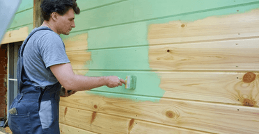 "Втрачаю сон": власник будинку пофарбував фасад у новий колір і пошкодував про це (фото)