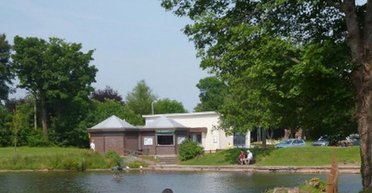 Рабочие обнаружили "римские бани" под сельским прудом: экспертиза расставила все точки (фото)