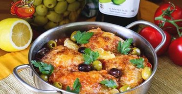 Дивовижна кухня Марокко: рецепт курки в ароматному соусі з лимоном та оливками