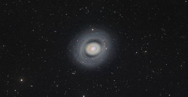 Око крокодила і Вир: зроблено фотографії цікавих спіральних галактик (фото)