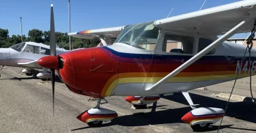 Воздушная загадка: у пенсионера неоднократно исчезал самолет и возвращался исправным