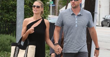 Телохранители, няни, парикмахеры: с кем крутили романы голливудские звезды (фото)