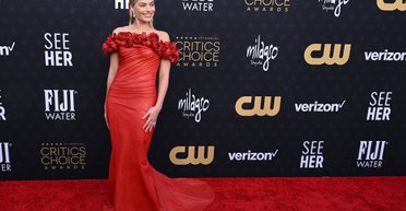 Critics Choice Awards 2024: топ 5 найкрасивіших суконь церемонії (фото, відео)