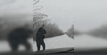 "Очередной день рождения": волонтер Христов показал момент попадания дрона РФ в его авто (видео)