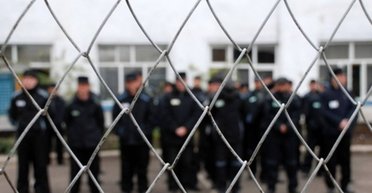 Должны были отправиться на войну в Украину: в РФ с военного полигона сбежали 10 заключенных, — росСМИ