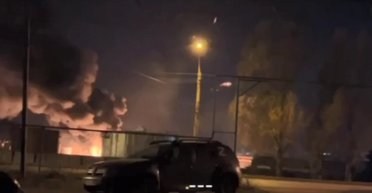 Достали за 100 км: в Генштабе ВСУ подтвердили удар по нефтебазе ВС РФ в Луганске (карта)