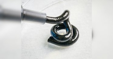 "Новый тип технологий": создана жидкая батарея, похожая на зубную пасту (фото)