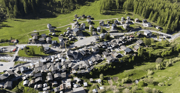 90 хвилин, щоб покинути домівки. Ціле село в горах скоро піде в небуття: що там сталося (фото)