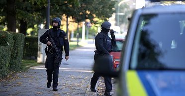 Германия закрыла Октоберфест из-за угрозы взрыва: полиция ищет бомбу (фото)