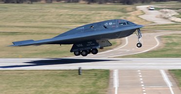 "Безумная настойчивость": Трамп планирует ударить по ядерным объектам Ирана, — Daily Mail