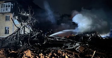 "Семью живой не найдем": из-под завалов в Донецкой области достали тело 8-летнего ребенка (видео)