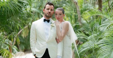 Журнал Vogue показав фото з таємного весілля Джастіна Теру