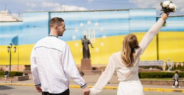 Зірка "Жіночого кварталу" Ірина Сопонару пояснила, чому на весіллі не було гостей чоловіка (відео)