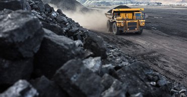 Що насправді відбувається в українській енергетиці і кому варто вірити — Кабміну чи СБУ