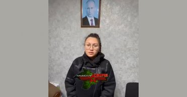 В Крыму школьники "донесли" на учительницу за украинские песни: женщину задержали (видео)