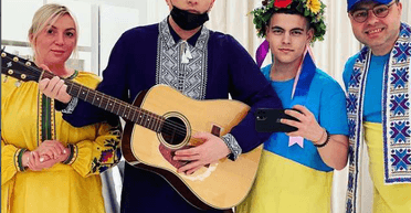 Андрей Данилко показал, как выглядел в юности (фото)