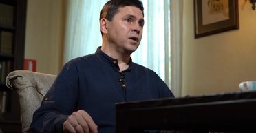 Не знають, як влаштований світ: Індія і Китай заробляють на війні в Україні, — Подоляк (відео)