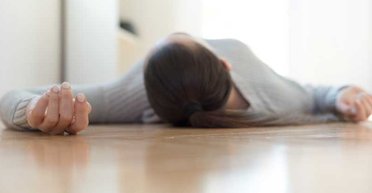 Тільки не непритомнійте: вчені нарешті пояснили, чому люди втрачають свідомість