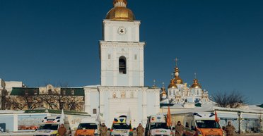 166 донатов от одного клиента: как сообщество EVA превращает отдельные взносы в миллионы помощи