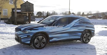 Нового конкурента Tesla Model Y от Mercedes впервые заметили на дорогах (фото)