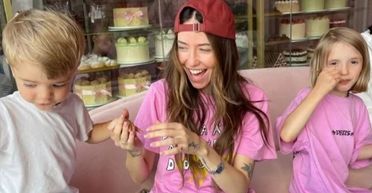 Надя Дорофєєва показала, як проводить час з дітьми Міші Кацуріна (фото)