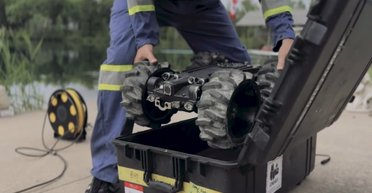 Їздить і пірнає під воду на 50 метрів: як новий робот-амфібія Onyx допоможе людям (відео)